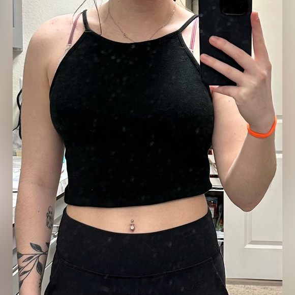 LOT (6) cropped tank tops, all size SMALL - Picture 7 of 8